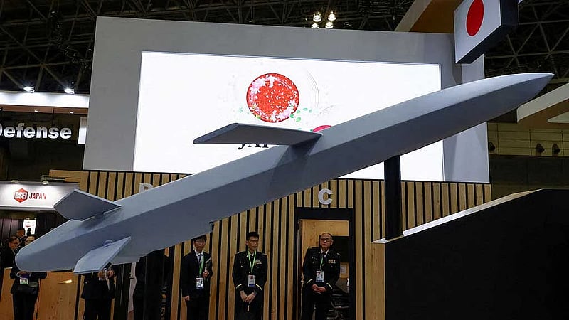 Japan opens door to global arms market with overhaul of defence export rules