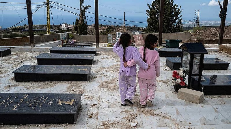As internal divisions simmer, Lebanese see echoes of civil war