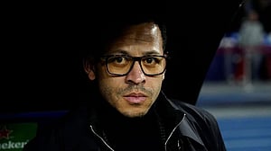 Floundering Chelsea sack Rosenior amid worst scoring drought in 114 years