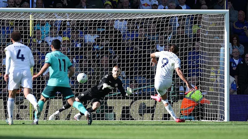 Wolves on brink of Premier League relegation after 3-0 defeat to Leeds