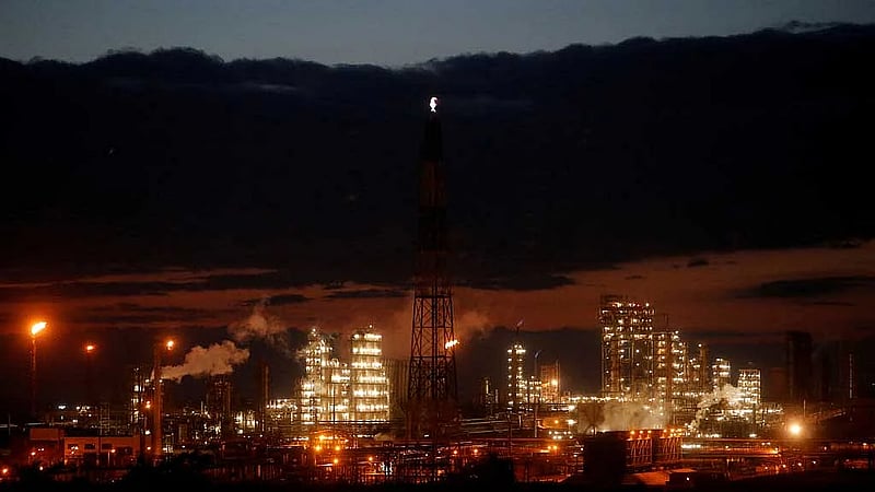Final death toll 12 in Russian petrochemical plant accident