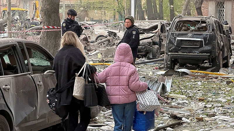 Russian forces pound Ukraine's Dnipro, other areas, killing 10 people
