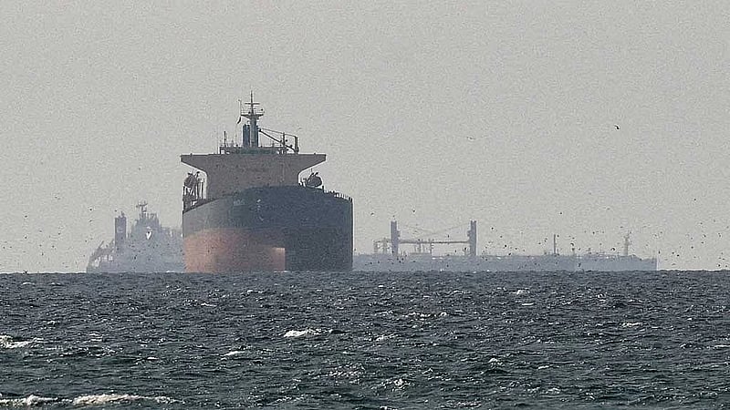 Gulf worries US-Iran talks may cement Tehran's 'golden' grip on Hormuz