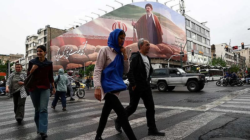 US-Iran peace hopes fade as Trump scraps talks