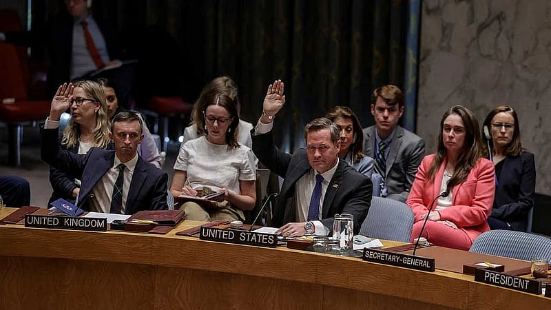 China and Russia veto UN resolution on protecting Hormuz shipping