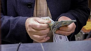 US blocks Iraq's dollar shipments to squeeze Iran-backed militias, WSJ reports