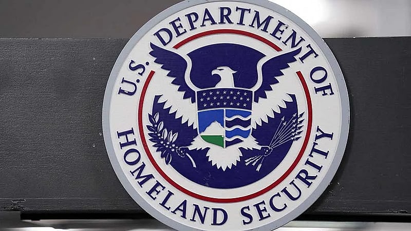 US DHS to vet immigrants for what it calls extremist views, raising free speech concerns