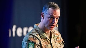 US, Russia to reestablish military-to-military talks