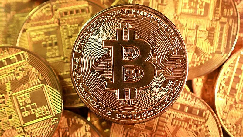 Bitcoin falls below $80,000, continuing decline as liquidity worries mount