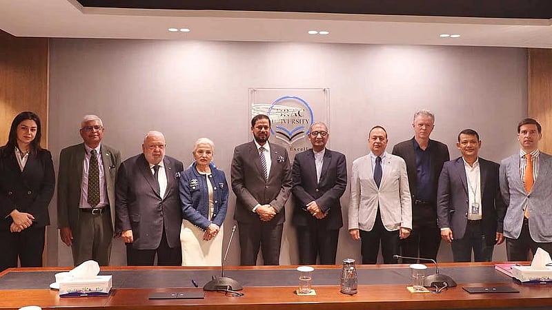 BRAC University signs MoU with World Federation of Consuls