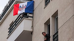 US envoy calls French minister after foreign ministry snub, source says