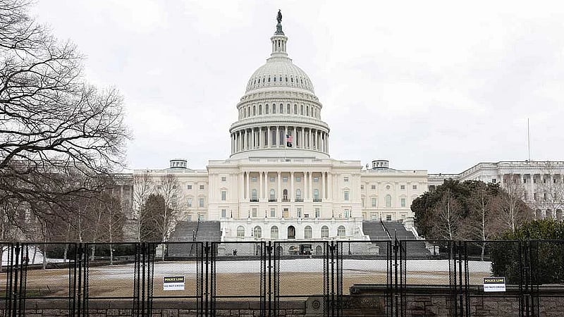 Trump to tout economy in State of the Union speech, WSJ reports