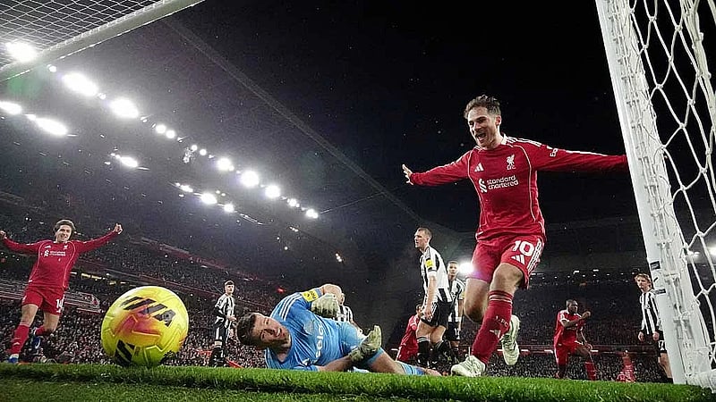 Ekitike double as Liverpool crush Newcastle to end slump