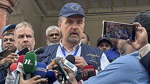EU observers visit Dhaka University polling centre