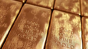 Dubai gold flows curbed as flights halted due to US-Israeli strikes on Iran