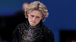Former Olympians rally round Malinin after shattering defeat