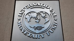 IMF discussing electricity tariffs revisions with Pakistan