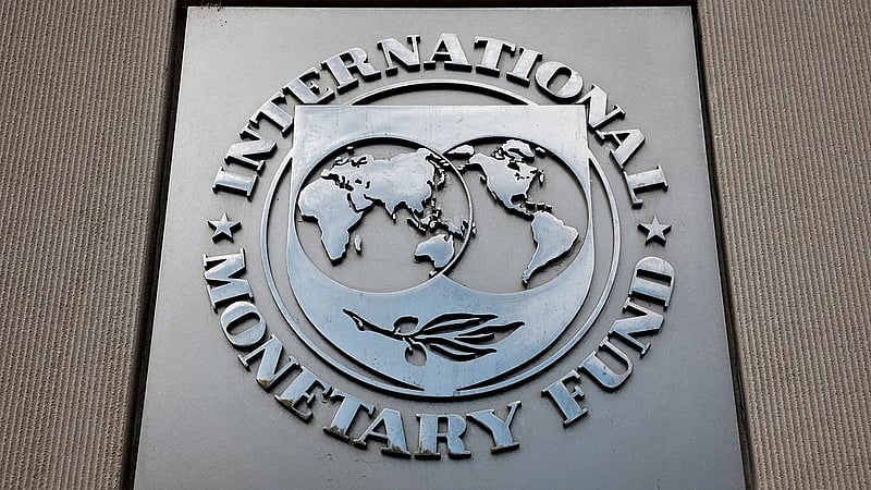 IMF discussing electricity tariffs revisions with Pakistan