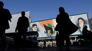 Iranian students begin new university term with protests