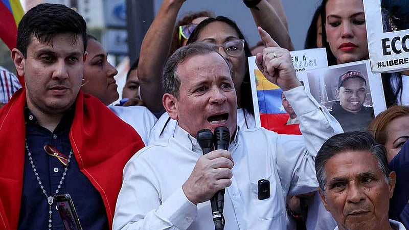 Venezuelan politician Guanipa kidnapped after being freed