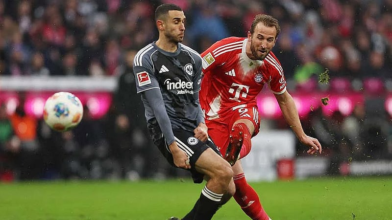 Kane double sends Bayern nine points clear in Bundesliga