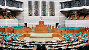 With no speaker in place, BNP weighs four veteran MPs to preside over parliament’s opening