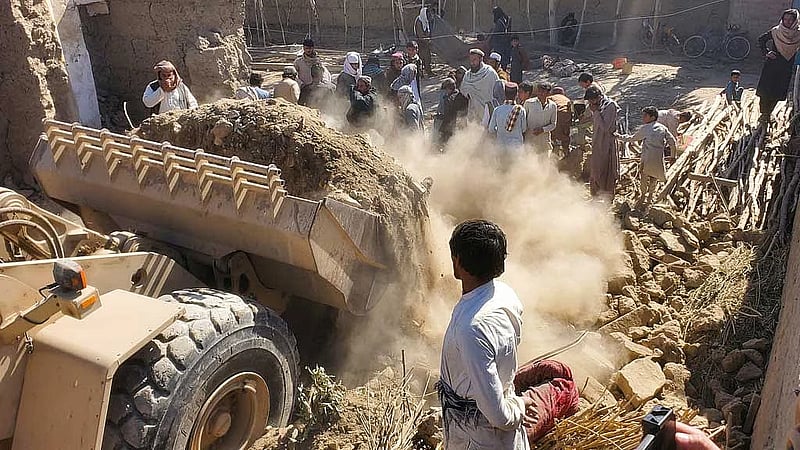 Pakistan wary of ‘militant’ attacks after Afghanistan air strikes