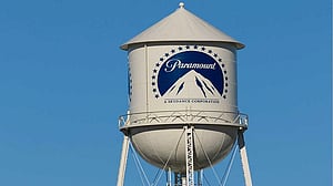 Warner Bros reopens door to Paramount, putting Netflix deal in doubt