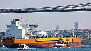 Oil prices climb on worries of possible Iran-US conflict