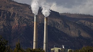 Trump EPA to weaken rule limiting harmful mercury, air toxics from coal plants
