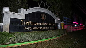 Gunman who entered southern Thai school detained, two wounded