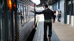 Elvis Presley-themed train departs for Australian tribute festival