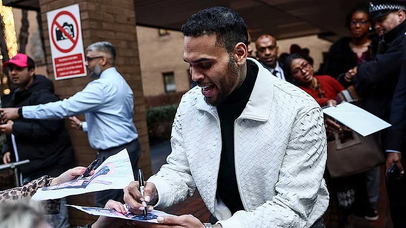 US singer Chris Brown in UK court ahead of October assault trial