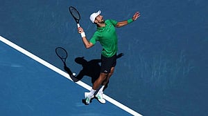 Djokovic rolls back years, Sinner supreme, Keys books third round berth