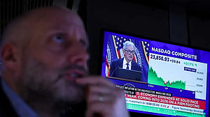 Fed leaves rates unchanged, sees 'somewhat elevated' inflation and stabilising job market