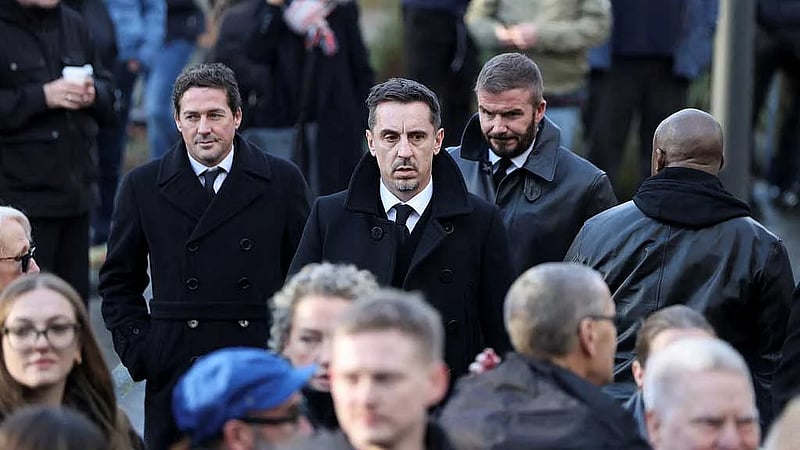 Neville tells Man United to end managerial experiments after Amorim exit