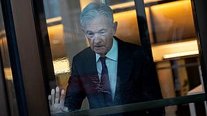 Global central bank chiefs defend Fed's Powell after Trump threat
