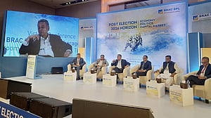 Khosru says Bangladesh Bank must be run by professionals, not autonomy alone
