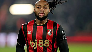 Man City sign 'extraordinary' Semenyo from Bournemouth