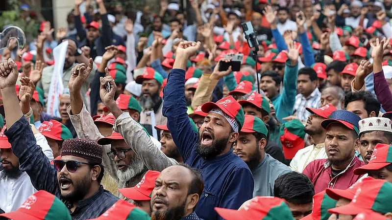 Journalists’ group urges Bangladesh parties to commit to press freedom ahead of polls