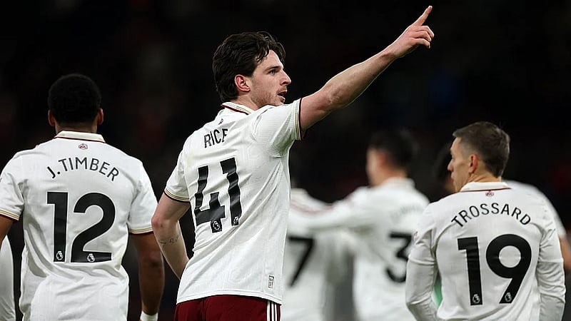 Rice double at Bournemouth puts Arsenal six points clear