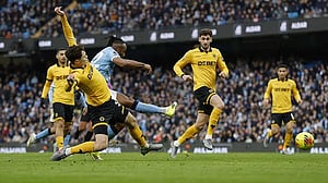 City newcomers Semenyo and Guehi shine in 2-0 win over Wolves