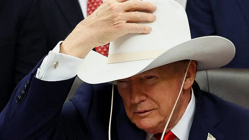 Trump backs bill allowing 500% tariffs on India, China over Russian oil