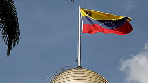 Venezuela debt rally belies complex creditor web, political quagmire