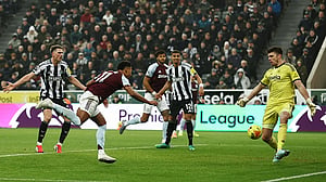 Buendia scores stunning goal as Aston Villa beat Newcastle 2-0
