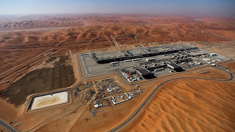 Saudi Aramco shuts Ras Tanura refinery after drone strike, source says