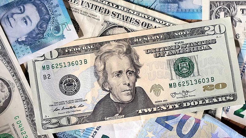 Dollar climbs for fifth straight day as Treasury yields surge