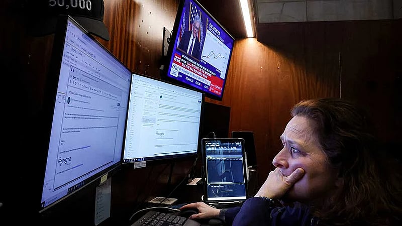 US Fed leaves interest rates unchanged, expects inflation to climb