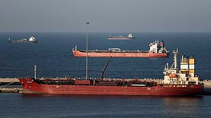 Oil gains 8% as Iran says Strait of Hormuz closure to continue