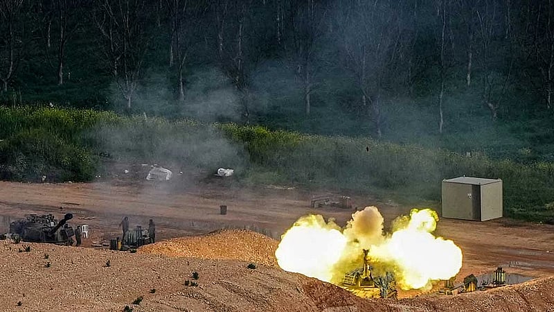 Pakistan prepares to host peace talks as Iran accuses US of ground assault plans